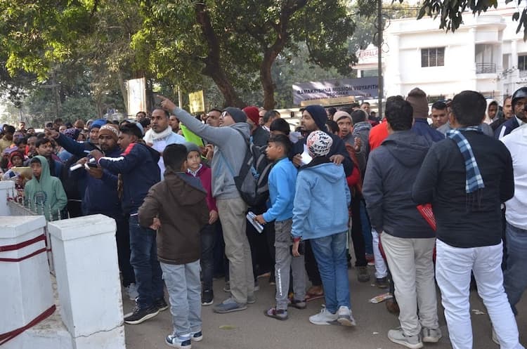 Deoghar News : आरके मिशन में नामांकन के लिए 3383 छात्रों ने दी प्रवेश परीक्षा