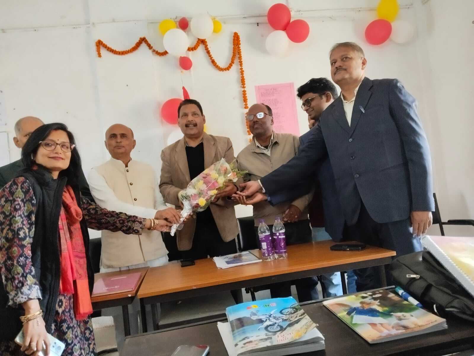 पूर्णिया विवि में पीजी हेड बने प्रो सजल प्रसाद