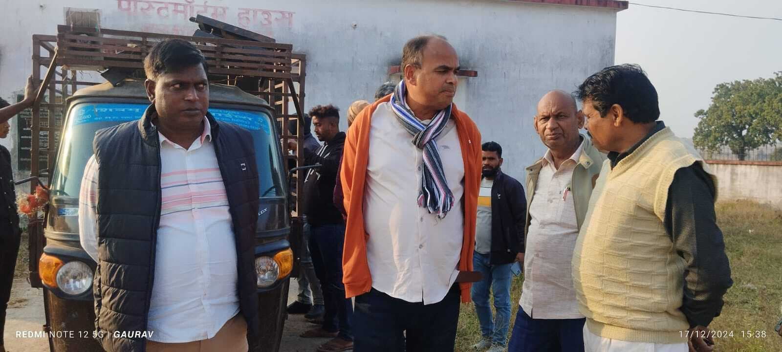 Giridih News: सड़क हादसे में बाइक सवार दो युवकों की मौत