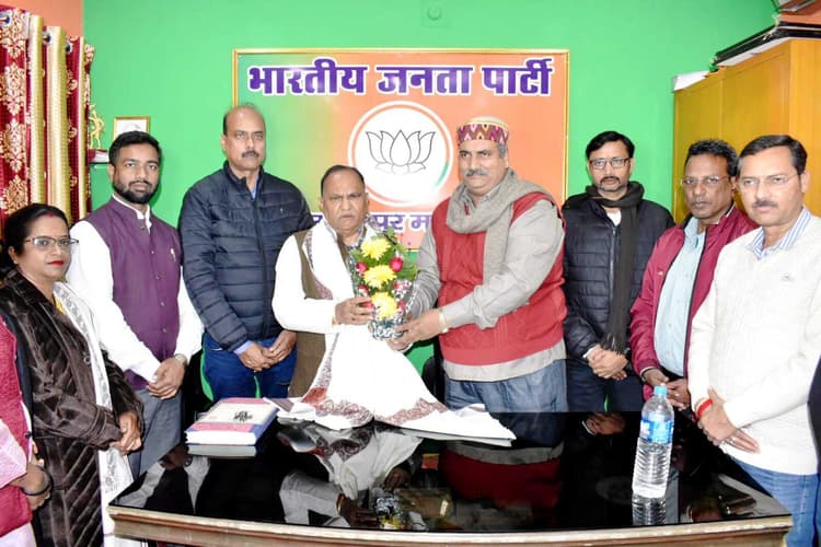 Jamshedpur News : रांची विधायक सीपी सिंह का जमशेदपुर में भाजपा कार्यकर्ताओं ने किया भव्य स्वागत