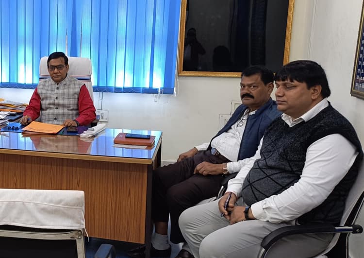 Bokaro News: आत्महत्या किसी समस्या का हल नहीं : सिविल सर्जन