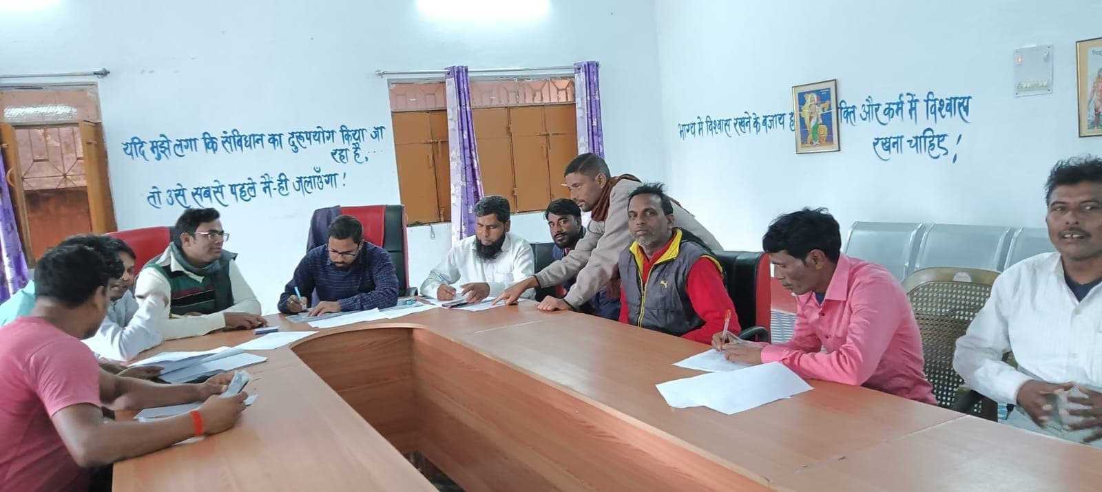 भूमि अधिग्रहण को लेकर वंशावली का किया सत्यापन