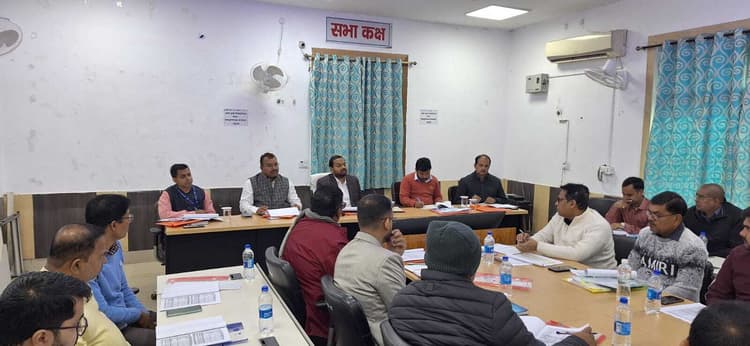 सरकारी योजनाओं की सफलता मुख्यत: सार्वजनिक क्षेत्र के बैंकों पर ही निर्भर : डीएम