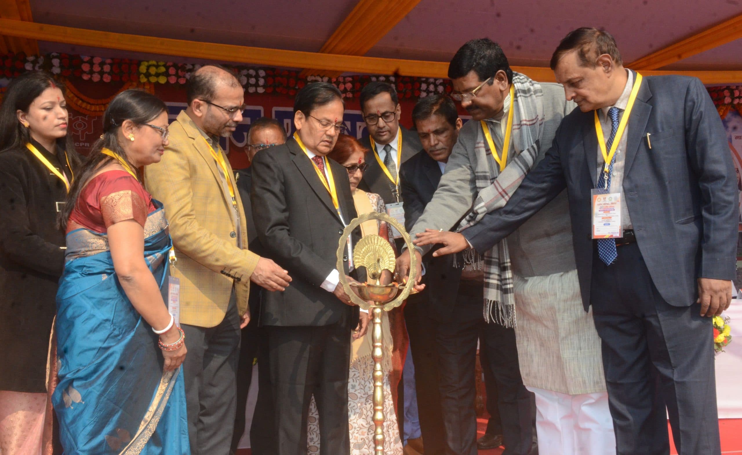 भारत ऐसा देश, जहां स्त्री में भी देवत्व की कल्पना की गयी