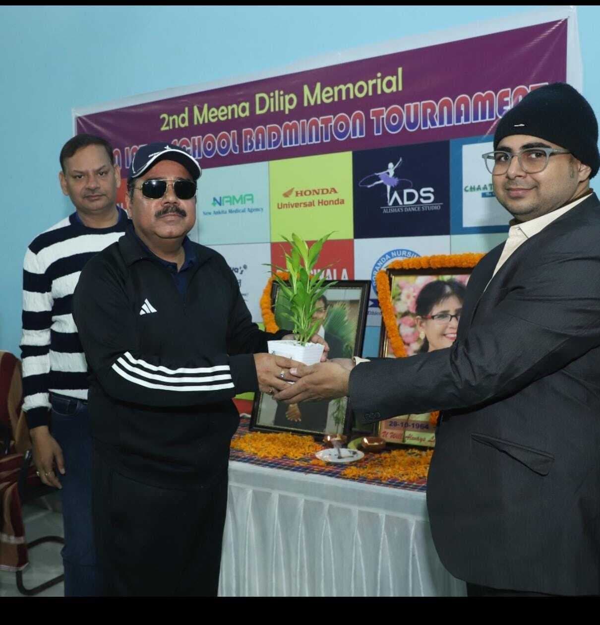 Badminton : मीना-दिलीप मेमोरियल इंटर स्कूल बैडमिंटन शुरू