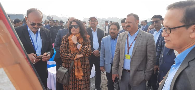 Dhanbad News : कोल मंत्रालय की अपर सचिव ने डेंजर जोन बांसजोड़ा का किया निरीक्षण