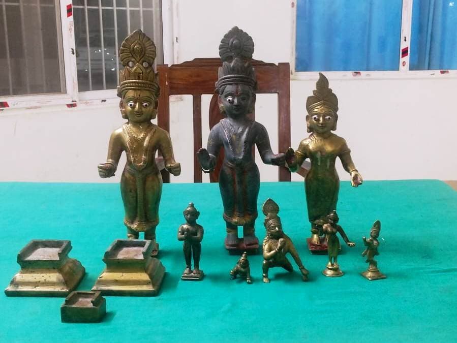 राम जानकी ठाकुरबाड़ी से चोरी अष्टधातु की 10 मूर्तियां बरामद, 3 की खोज जारी