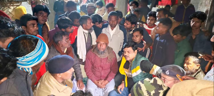 बाइक की टक्कर से राहगीर की मौके पर मौत