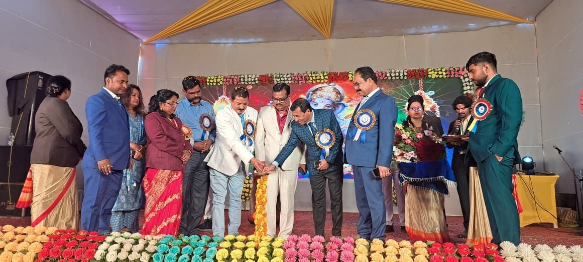 सिन्हा इंटरनेशनल स्कूल का मनाया गया तीसरा वार्षिकोत्सव