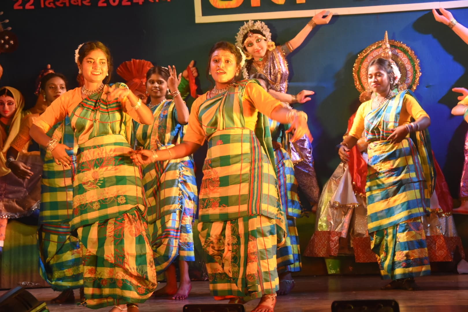 Dhanbad News: अंतर्नाद-2024 का गुरुनानक कॉलेज बना ओवरऑल चैंपियन