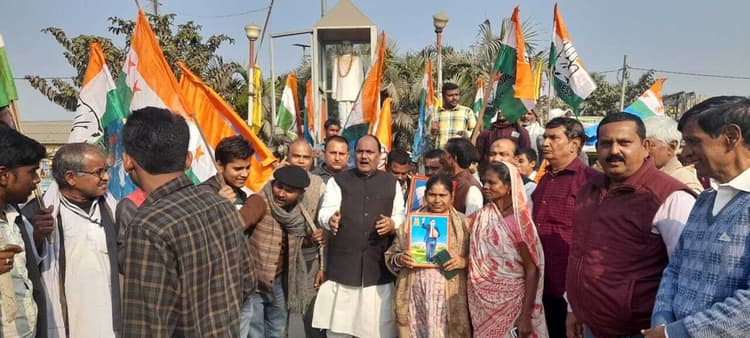 बाबा साहेब आंबेडकर सम्मान मार्च निकाला