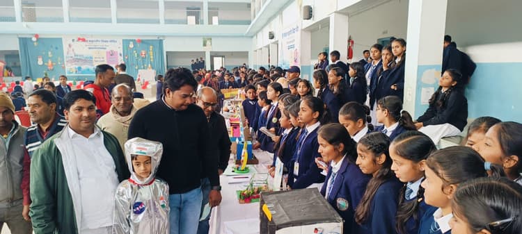 लछुआड़ में अनूठा मेला- दुकानदार भी बच्चे, खरीदार भी बच्चे