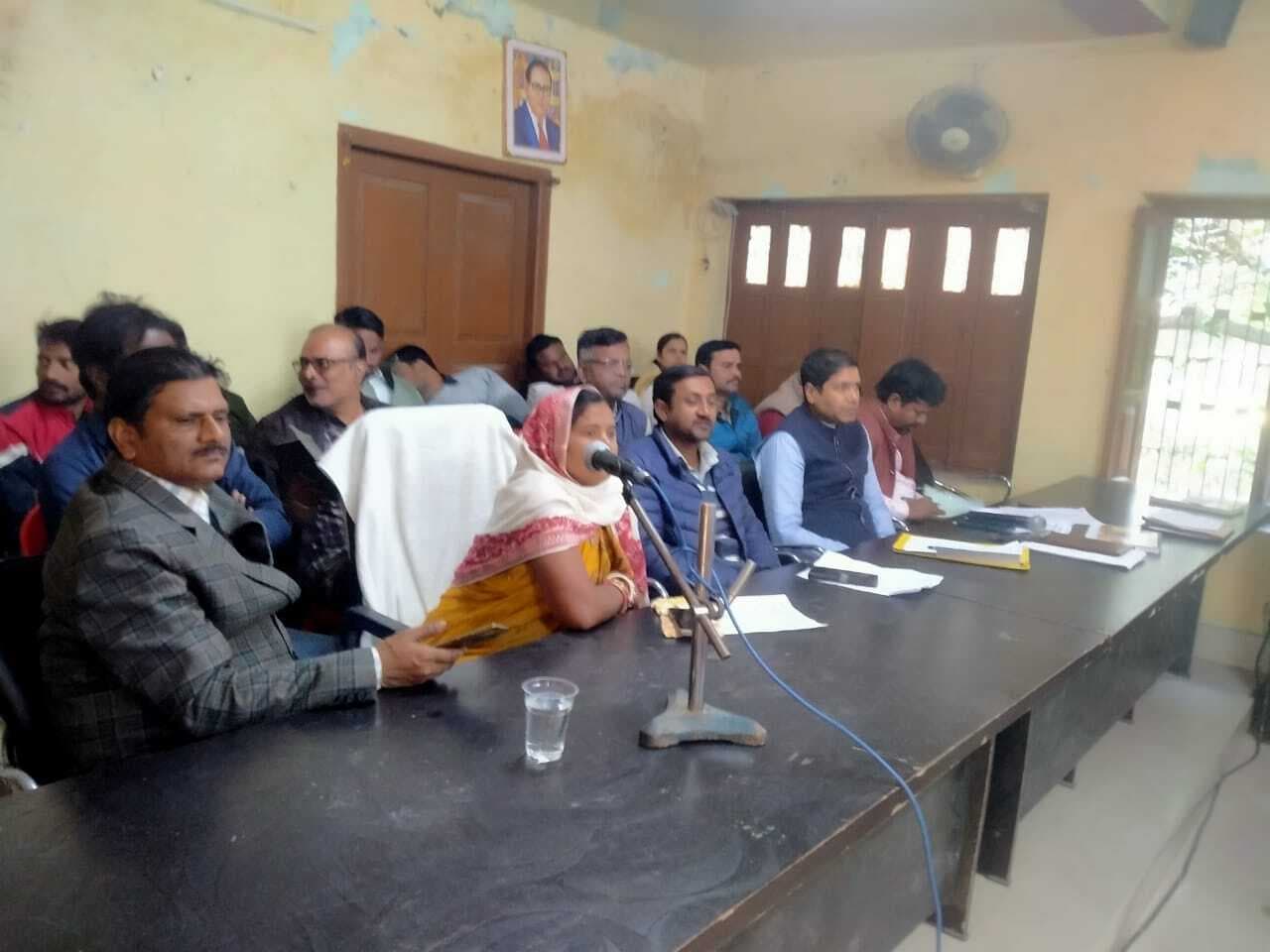 Madhubani News : पंसस की बैठक में योजनाओं पर हुई चर्चा