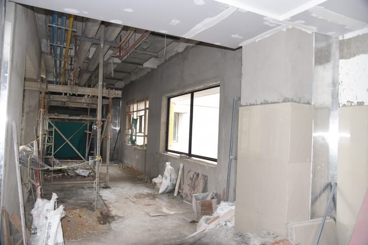 Jamshedpur News : एमजीएम मेडिकल कॉलेज अस्पताल : बाहर से चकाचक, अंदर से अधूरा, कैसे शिफ्ट होगा अस्पताल