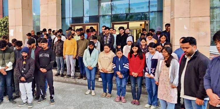 सुसाइड से पहले मां से नंबर लेकर वर्षों बाद डॉ आर्यन ने बहन से बात कर किया था बर्थडे विश