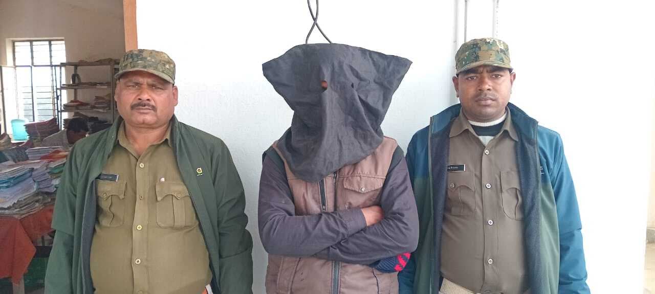 टॉप 10 अपराधियों में शामिल इनामी बदमाश ननकू उर्फ ननका गिरफ्तार