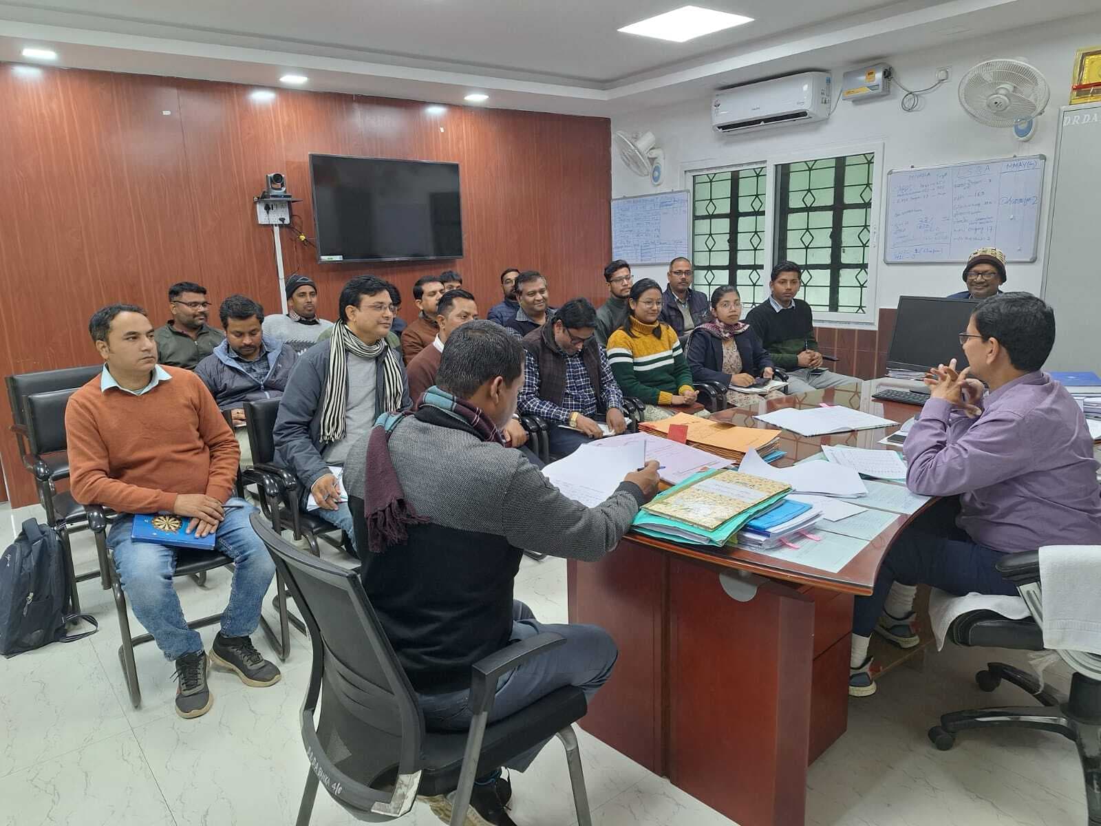 डीडीसी ने महिलाओं की आजीविका व आर्थिक सशक्तीकरण का दिया निर्देश