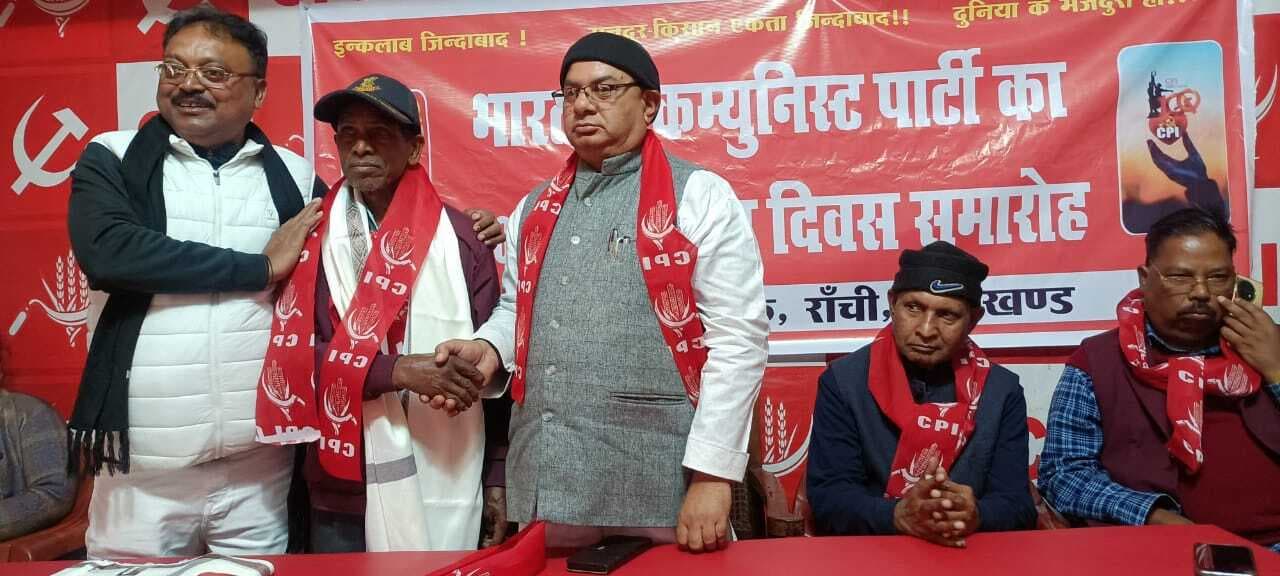 Political news : साल 2025 भाकपा के लिए संगठन और संघर्ष का वर्ष होगा : महेंद्र पाठक