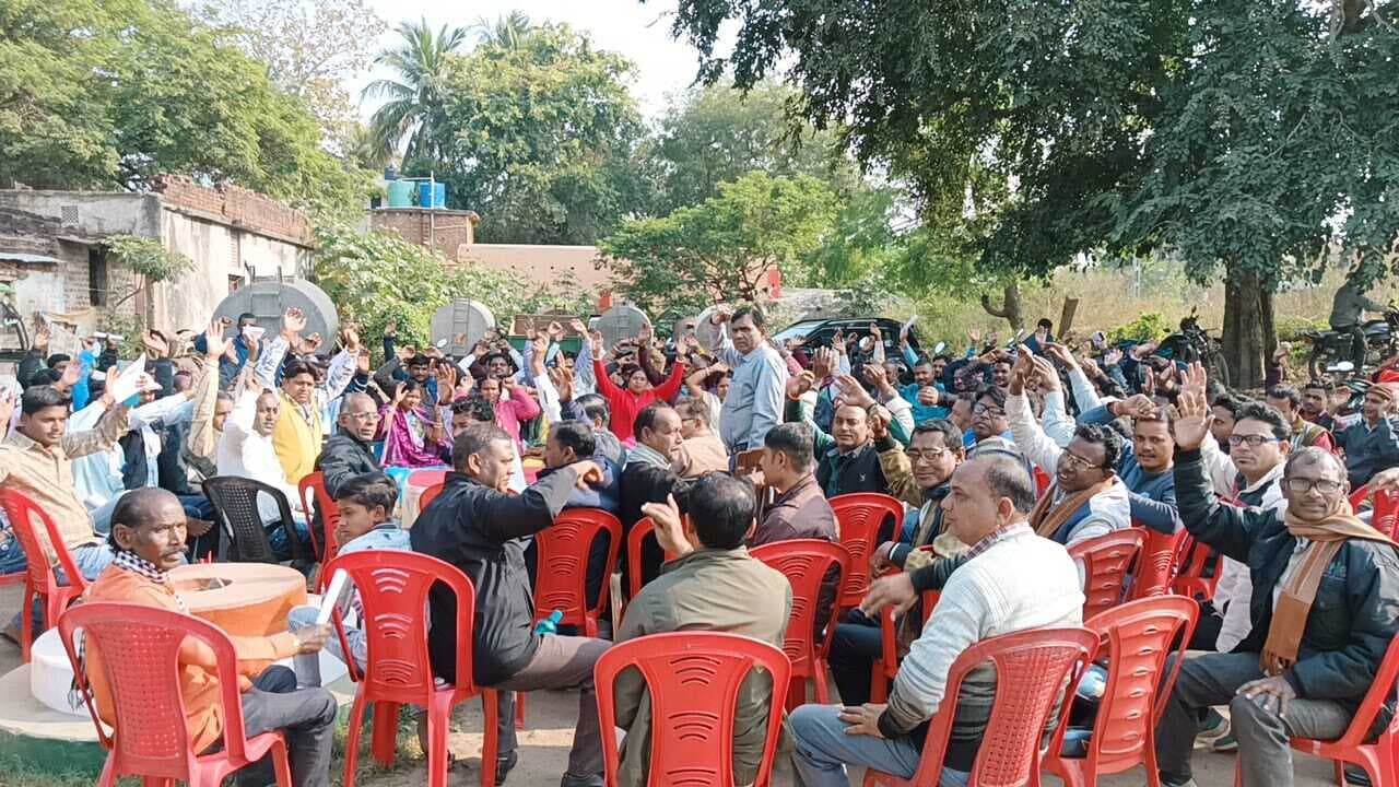 मां चंचला महोत्सव के ऐतिहासिक बनाने का लिया निर्णय