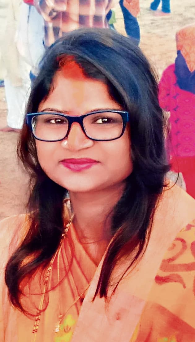 भाई का आरोप : अवैध संबंध को लेकर एसडीओ ने मेरी बहन को जलाया