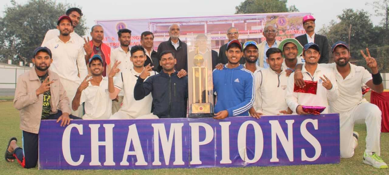 Chaibasa News : एमसीसी को हराकर लार्सन क्लब बना चैंपियन