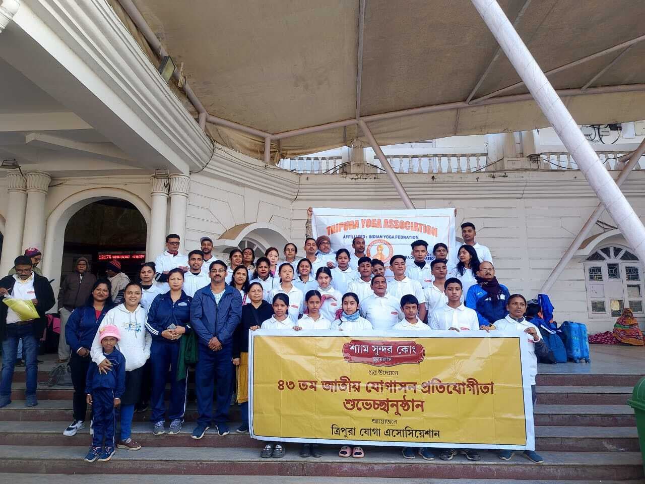 Dhanbad News:क्रेडो में नेशनल योगासन चैंपियनशिप आज से, कई राज्यों की टीमें पहुंचीं
