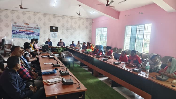 सबकी योजना, सबका विकास के तहत सहजकर्ता दल काे मिला प्रशिक्षण