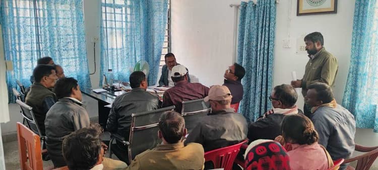 सभी लैंप्स के संचालक धान की खरीदारी में लाये तेजी : डीएसओ