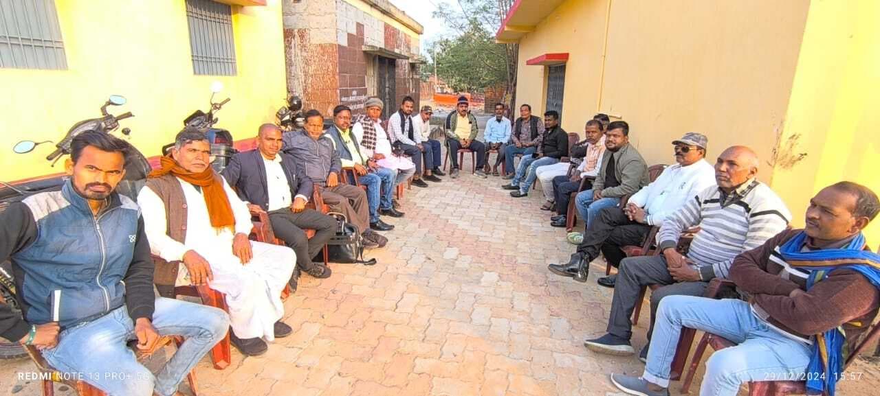 बैठक में आंबेडकर मेले को भव्य तरीके से मनाने का निर्णय