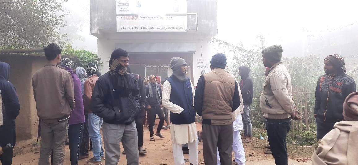 Aurangabad News : सिहाड़ी बाजार में दो दुकानों से उड़ाये लाखों के सामान