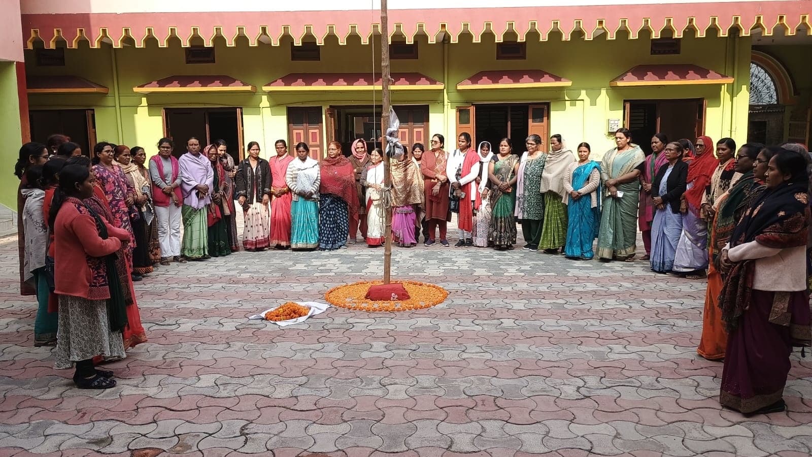 हिंदू कोड बिल व संविधान का हमेशा से विरोधी रहा है आरएसएस: मीना तिवारी