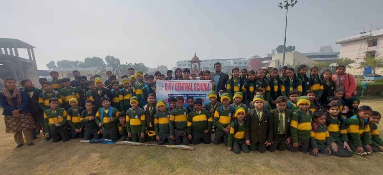 वैज्ञानिकों के शोध कार्यों से अवगत हुए परिभ्रमण पर पहुंचे बच्चे