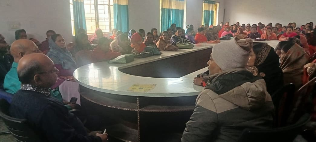 फैमिली प्लानिंग मिशन के तहत सहिया को दिया गया प्रशिक्षण