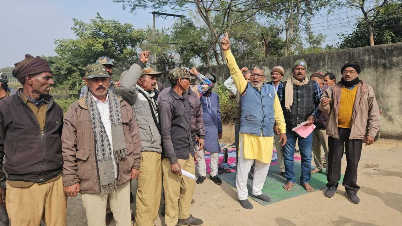 Giridih News :15 तक सेवामुक्ति का आदेश रद्द नहीं हुआ तो बेमियादी भूख हड़ताल करेंगे होमगार्ड