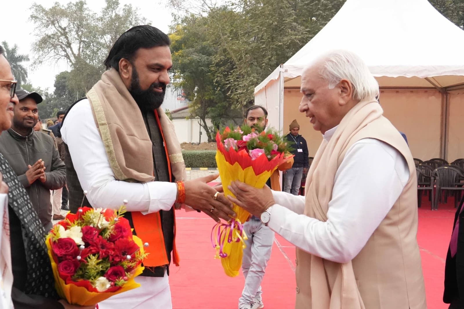 नवनियुक्त गवर्नर पटना आये गार्ड ऑफ ऑनर दिया गया