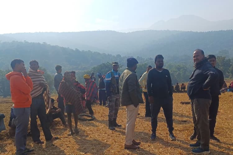 Giridih News: गिरिडीह में बड़ा हादसा, आग में जिंदा जल गए मां-बेटे