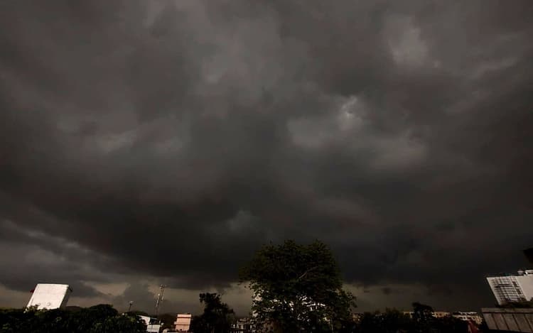 सर्दी के मौसम में बारिश से और सर्द हुआ गुमला, रांची, जमशेदपुर, बोकारो का भी तापमान गिरा