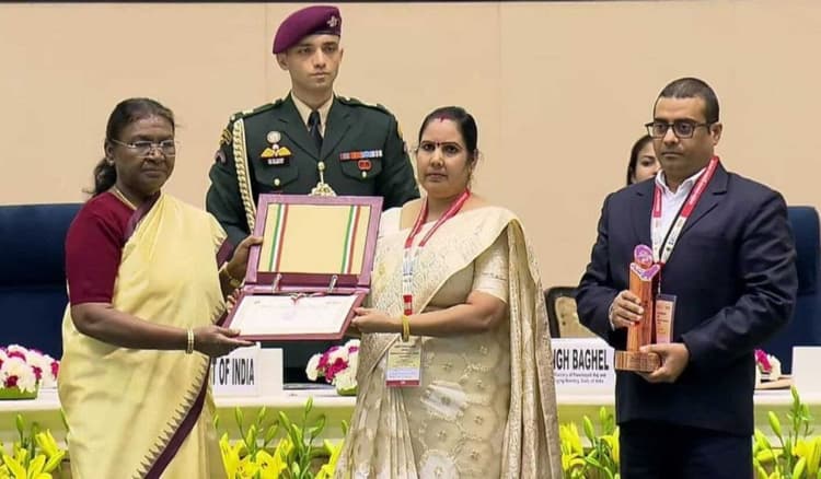 Bihar News: बिहार के इन तीन मुखिया को राष्ट्रपति ने किया सम्मानित, उत्कृष्ट कार्य के लिए मिला राष्ट्रीय पुरस्कार