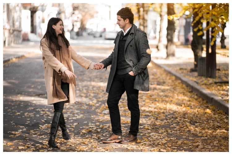 Relationship Tips: रिलेशनशिप को करना चाहते हैं मजबूत, तो आज ही अपनाएं ये 4 आदतें