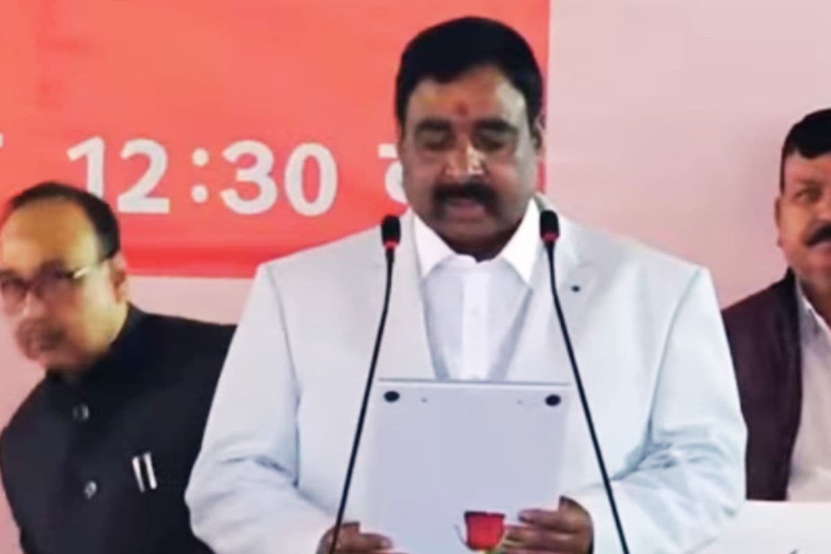 Who is Sanjay Yadav RJD: गोड्डा के RJD विधायक हेमंत सोरेन की कैबिनेट में बने मंत्री