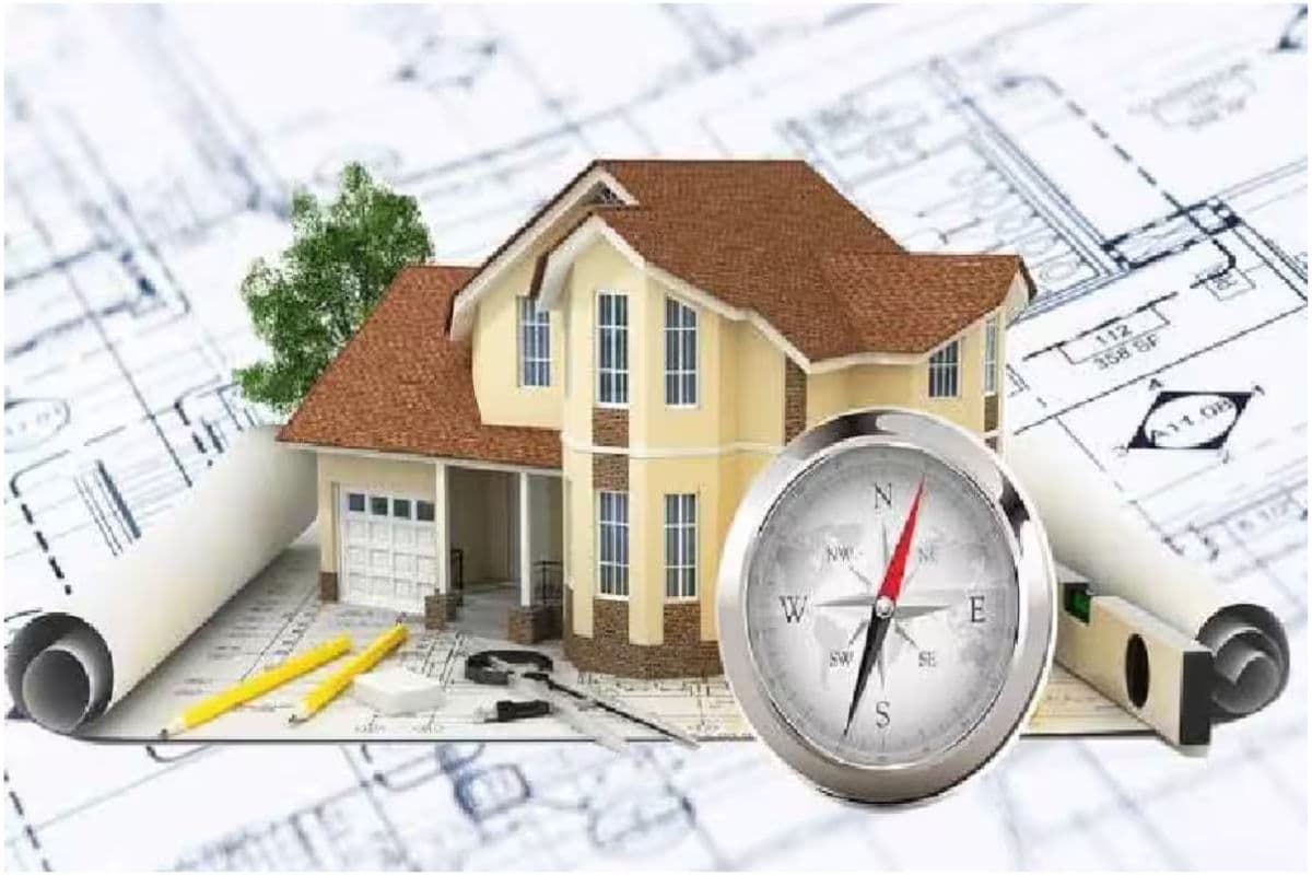 Vastu Tips : क्या आप भी दूसरों के घर से लेकर आते हैं ये चीजें? तो हो जाएं सावधान