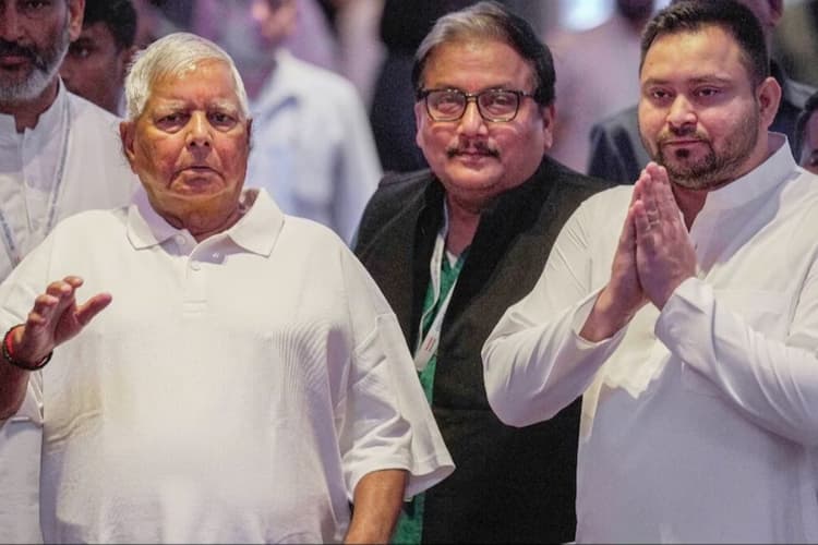 Bihar Politics: कार्यकर्ता संवाद यात्रा नहीं प्रत्याशी पटाओ यात्रा पर हैं तेजस्वी, नीरज कुमार का RJD पर हमला