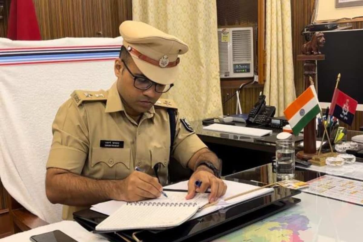 मोतिहारी SP ने 100 पुलिसकर्मियों का रोका वेतन, इस वजह से की बड़ी कार्रवाई