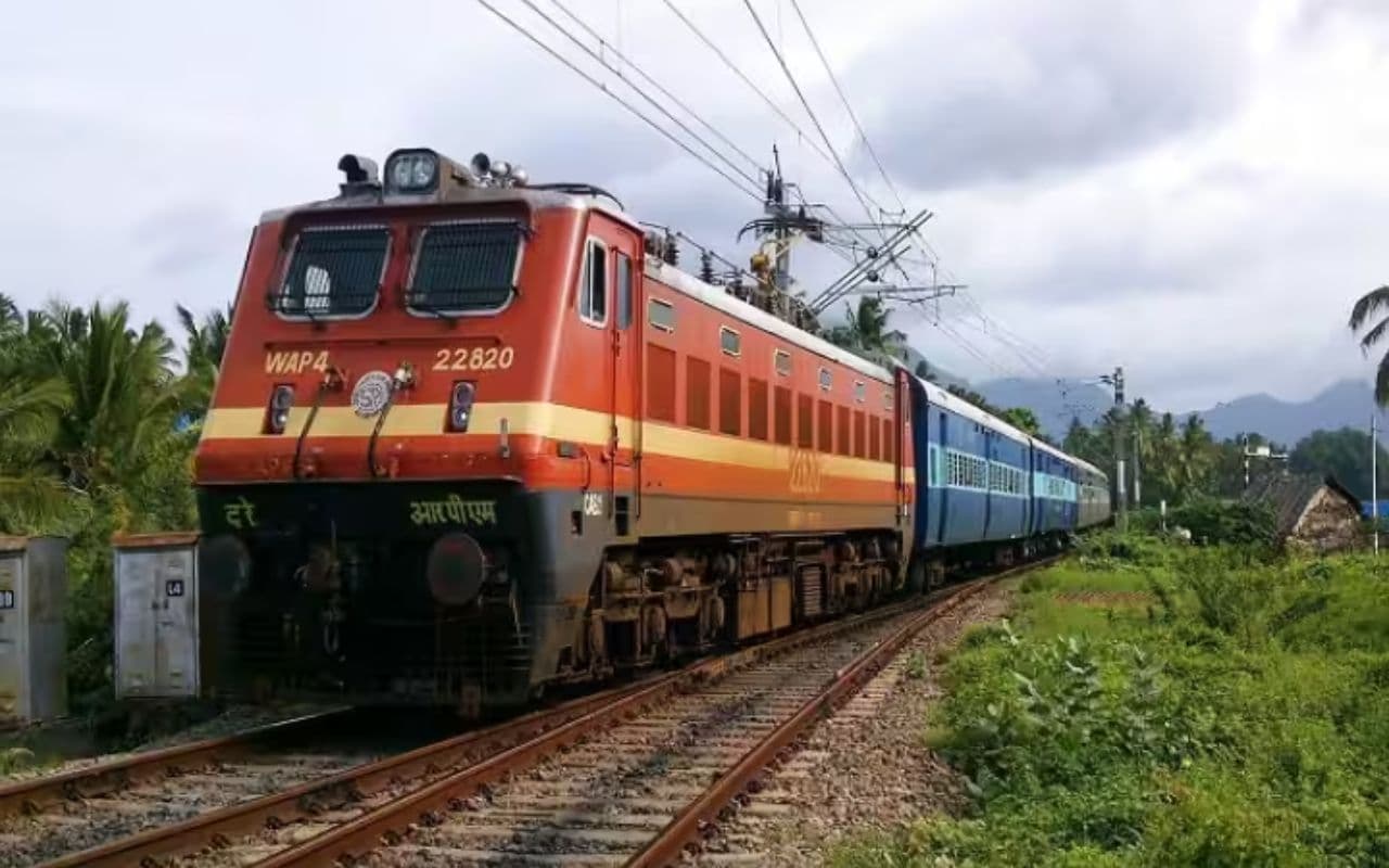 Indian Railways News: यात्रीगण कृप्या ध्यान दें! इन ट्रेनों से आप नहीं कर पाएंगे सफर, भारतीय रेलवे ने कर दिया रद्द