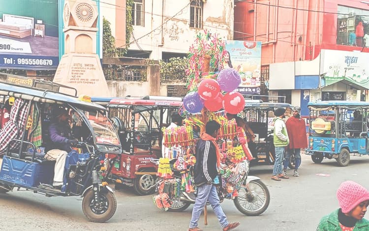 Gaya News: गया शहर में इस कारण लग रहा है जाम, जानें उपनगर आयुक्त ने किसे ठहराया जिम्मेदार