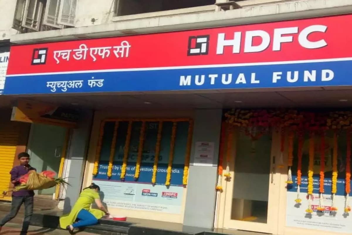 SIP: एचडीएफसी के इस फंड को आधा भारत नहीं जानता, वर्ना 1000 देकर बन जाता 2 करोड़ का मालिक