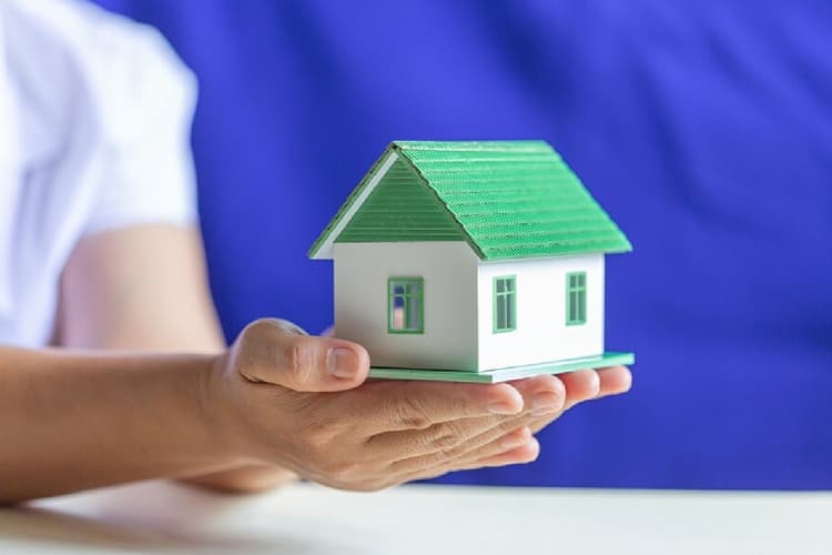 महिलाओं को घर खरीदने पर मिलेगी 2 लाख रुपये की एक्स्ट्रा छूट, जानें कहां