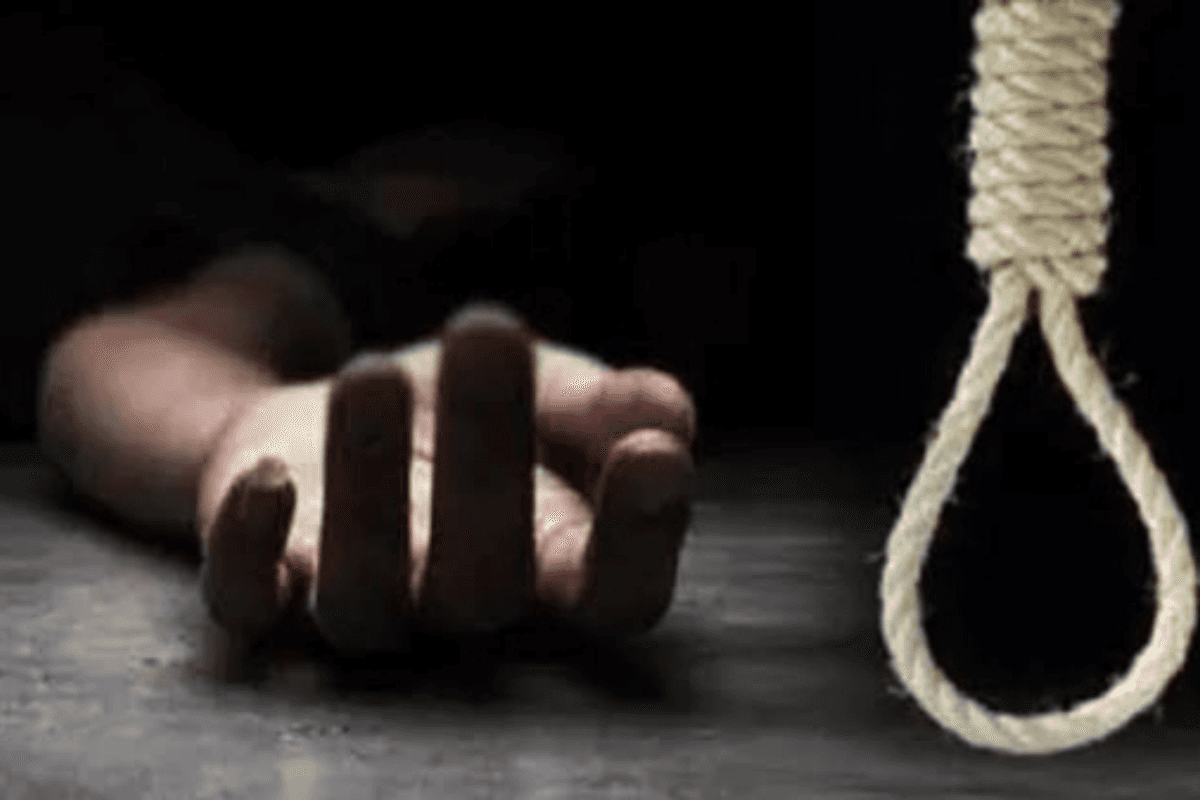 Muzaffarpur News: लव मैरिज के महज 10 दिन बाद फंदे से लटका दूल्हा, शादी से नाखुश थे लड़के के परिजन