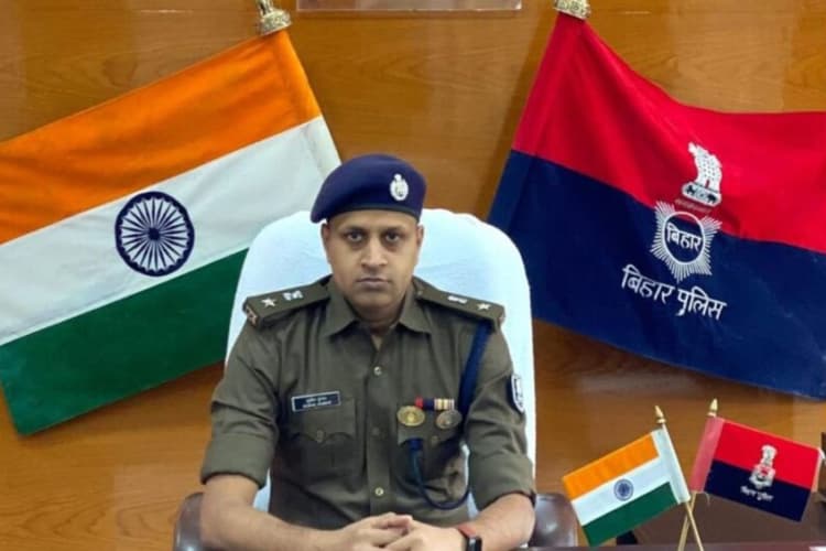 नए साल के दिन मुजफ्फरपुर को मिले नये SSP, भूमाफियाओं को दी कार्रवाई की चेतावनी