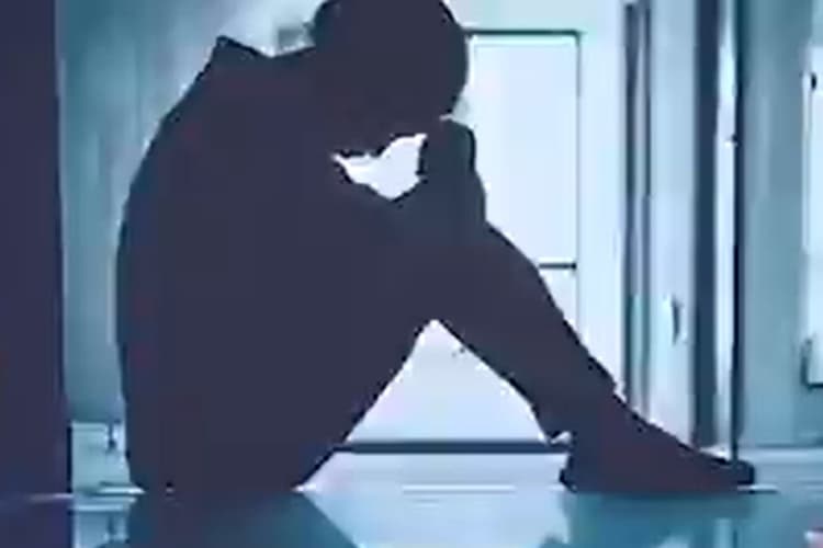 Grooming Gang: ब्रिटेन में पाकिस्तानी ग्रूमिंग गैंग का आतंक, जाल में फंसाकर बच्चियों का करते थे यौन शोषण